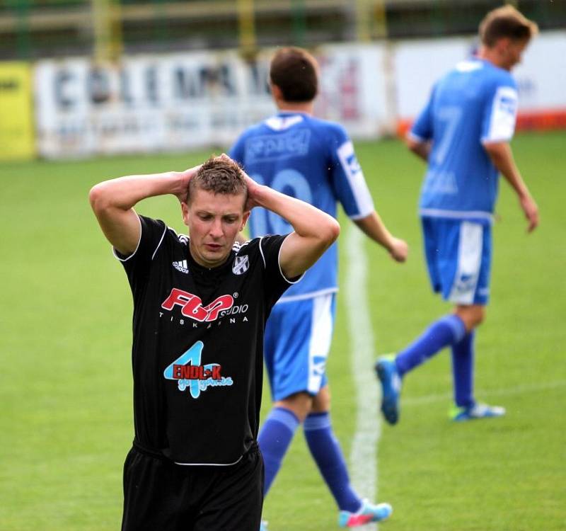 HFK Olomouc (v černých dresech) proti Zábřehu