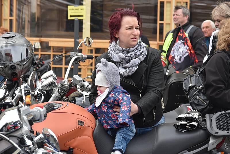 Zahájení motorkářské sezony na Horním náměstí v Olomouci, 5. 5. 2019