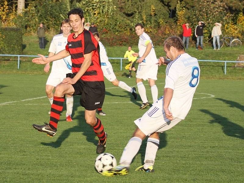 FK Šternberk (v bílém) vs. Sokol Konice