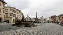 Centrum Olomouce, sobota dopoledne 13. března 2012. Dolní náměstí