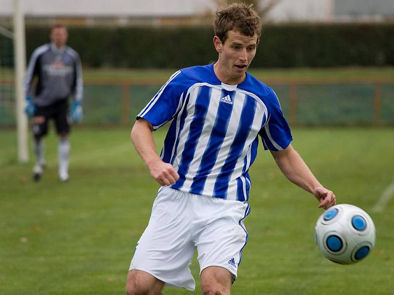 Fotbalisté Uničova v pruhovaných dresech