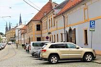 Parkování v historickém centru Olomouce. Ilustrační foto