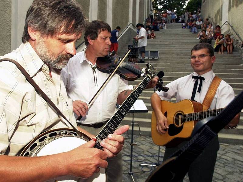 Koncert na Michalských schodech. Ilustrační foto