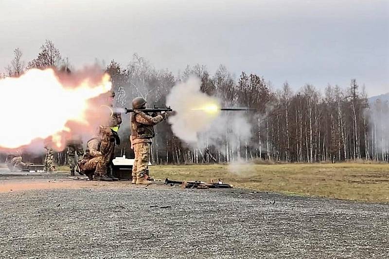 Česká armáda trénuje na Libavé ukrajinské vojáky.