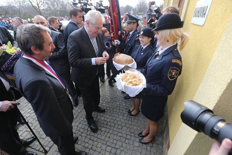 Prezident Zeman v Hradčanech na Přerovsku