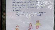 Děti v Blatci píší vzkazy své škole. ZŠ Blatec, 29. března 2021