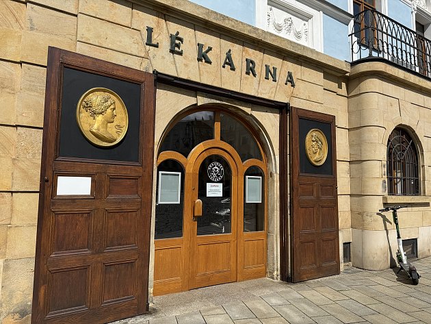 Historická Krajinská lékárna v Olomouci opět ožívá. S novým využitím