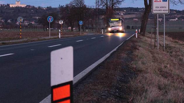 Nové bezpečnostní prvky na silnici z Olomouce do Samotišek 