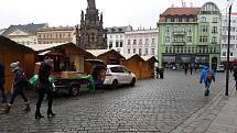 Vánoční trhy v centru Olomouce končí