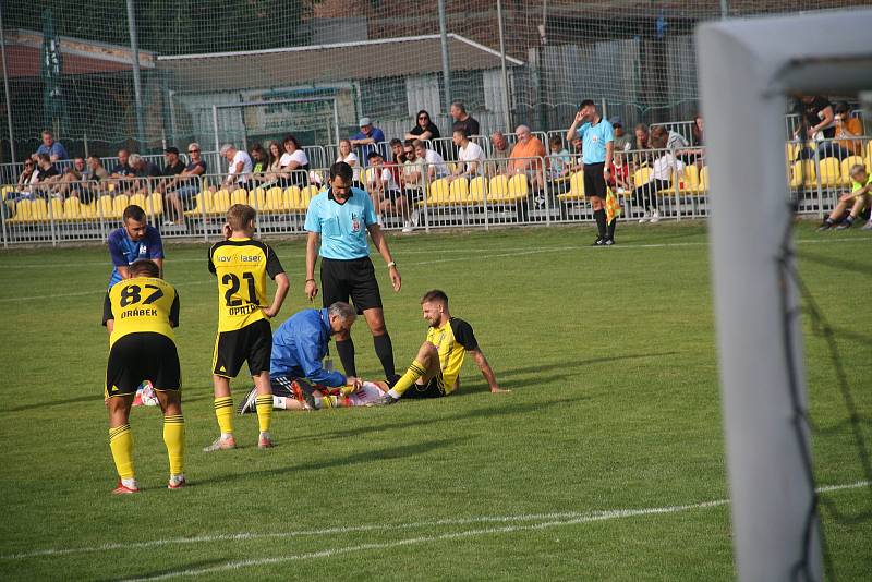 Fotografie ze zápasu 5. kola divize E mezi celky FK Nové Sady a FK Kozlovice