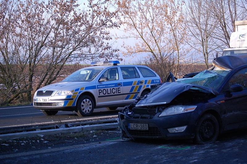 Kamion zablokoval výpadovku na Mohelnici.