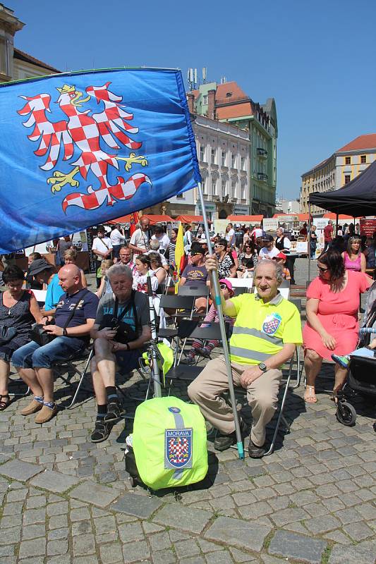 Olomoucké vinné slavnosti a Moravský den na Horním náměstí v Olomouci