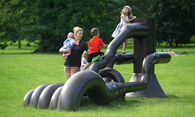 Sculpture line LUKÁŠ RAIS - Noha.