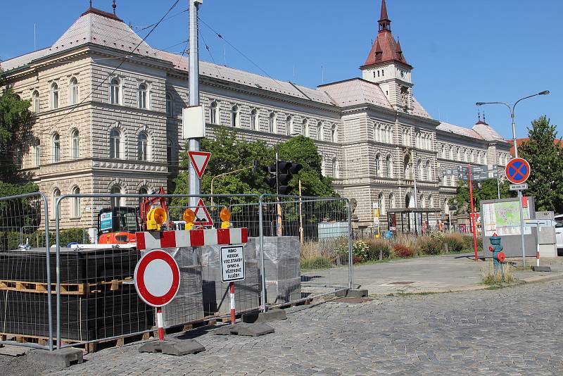 Oprava na křižovatce třídy Svobody a Havlíčkovy ulice (u Drápala), 5. srpna 2022