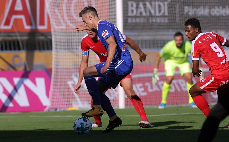 Sigma rozstřílela Zbrojovku 3:0.