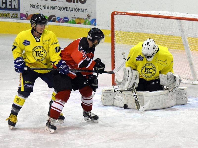 Po sérii nevydařených výsledků se podařilo hokejistům Chocně obrat o body na domácím ledě vedoucí Chrudim.
