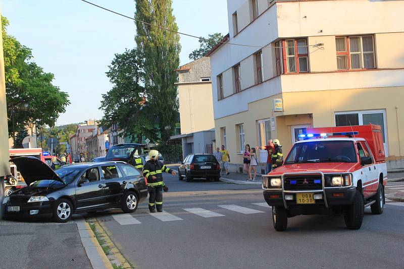 Dopravní nehoda dvou osobních automobilů v Chocni.