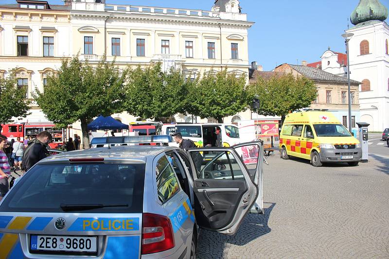 Všechny složky integrovaného záchranného systému dorazily na choceňské náměstí.