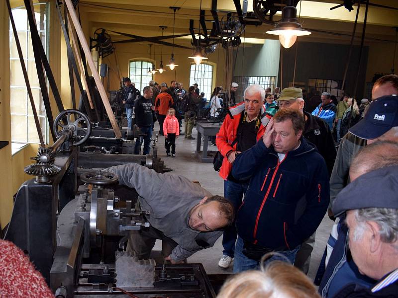 Muzeum starých strojů otevřelo dveře i do televizních kulis