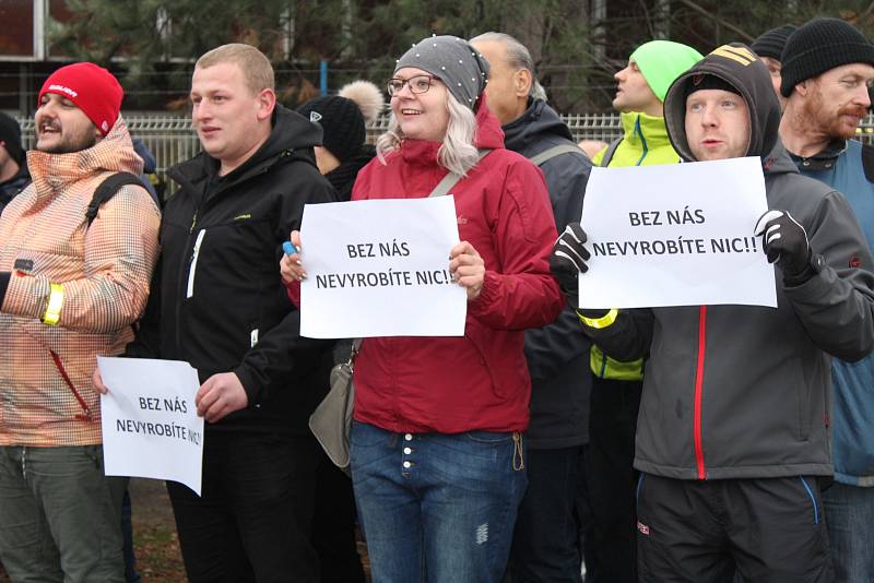 Protesty zaměstnanců Iveca ve Vysokém Mýtě