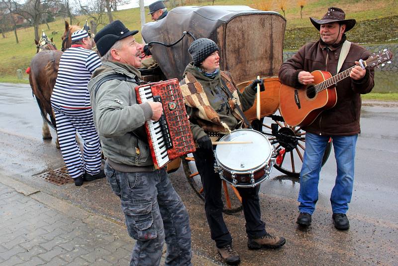 Poslední únorová sobota byla ve Voděradech ve znamení masopustu.