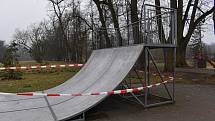 Uzavřen je i skatepark v Chocni.