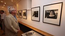 „BRÁNA NADĚJE“ – takový je název unikátní výstavy fotografií významného českého fotografa Jindřicha Štreita, která byla otevřena v Galerii pod radnicí v Ústí nad Orlicí. 