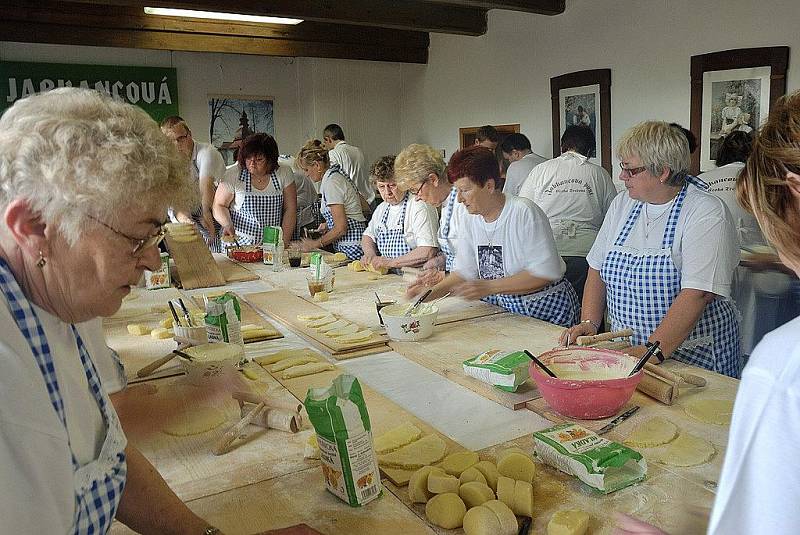 Jubilejní 50. Jabkancová pouť v České Třebové.