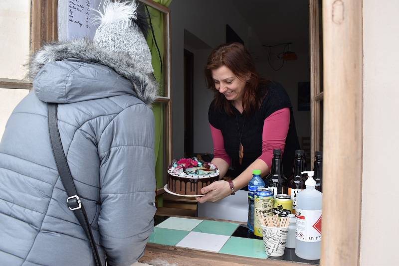 Také kavárna v ústeckých Hylvátech připravila na Valentýna pro zamilované páry speciální nabídku.