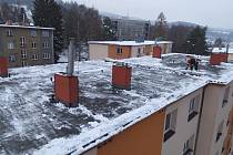 Tající sníh vytopil sedm bytů v České Třebové.