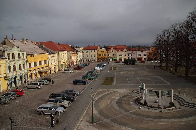 Prázdné centrum města.