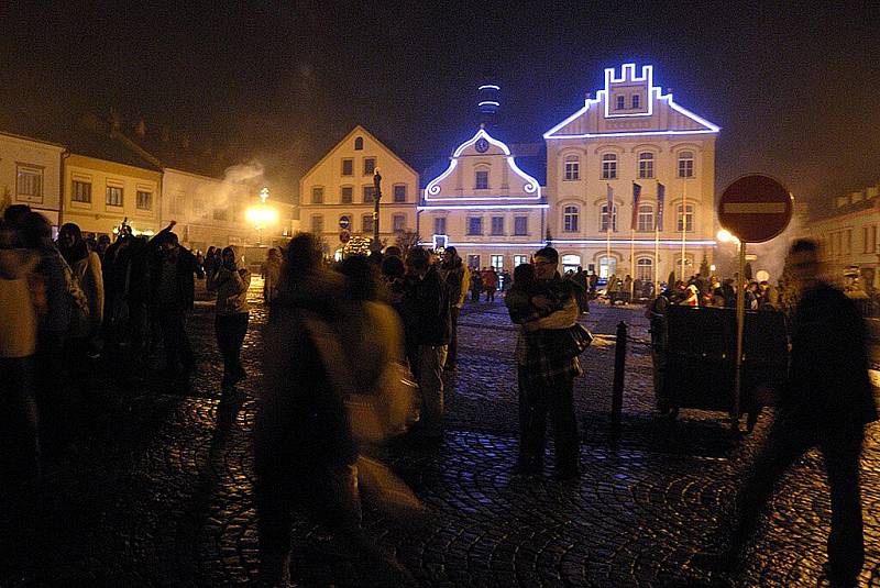 Třebovští tradičně slavili na náměstí.