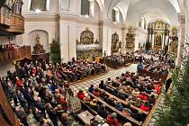 V kostele Nanebevzetí Panny Marie v Ústí nad Orlicí se uskutečnil Tříkrálový koncert, který zakončil další ročník tradiční Tříkrálové sbírky v Ústí nad Orlicí.
