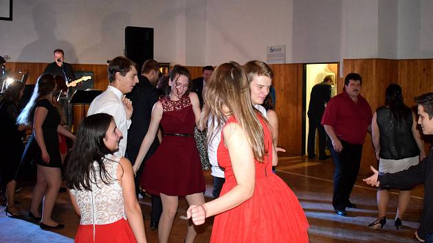 Hasičský ples v Mistrovicích se vydařil.