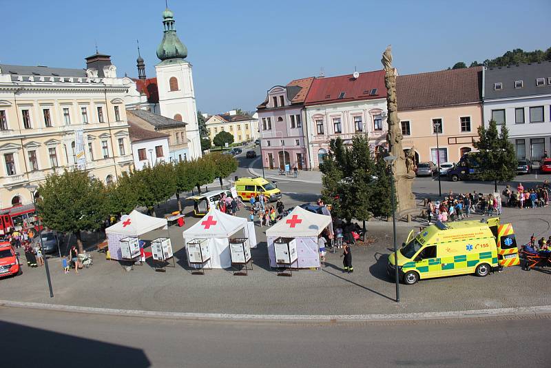 Všechny složky integrovaného záchranného systému dorazily na choceňské náměstí.