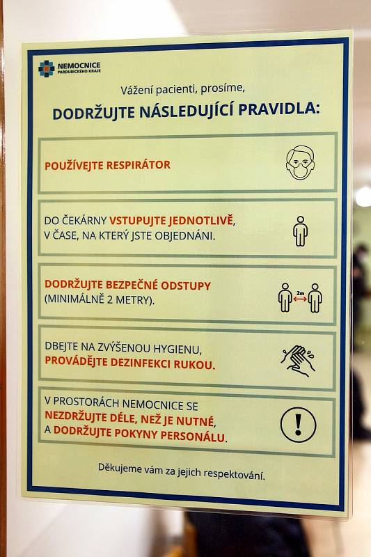 Od začátku února funguje v Orlickoústecké nemocnici očkovací centrum. Očkovacích týmů přibývá.