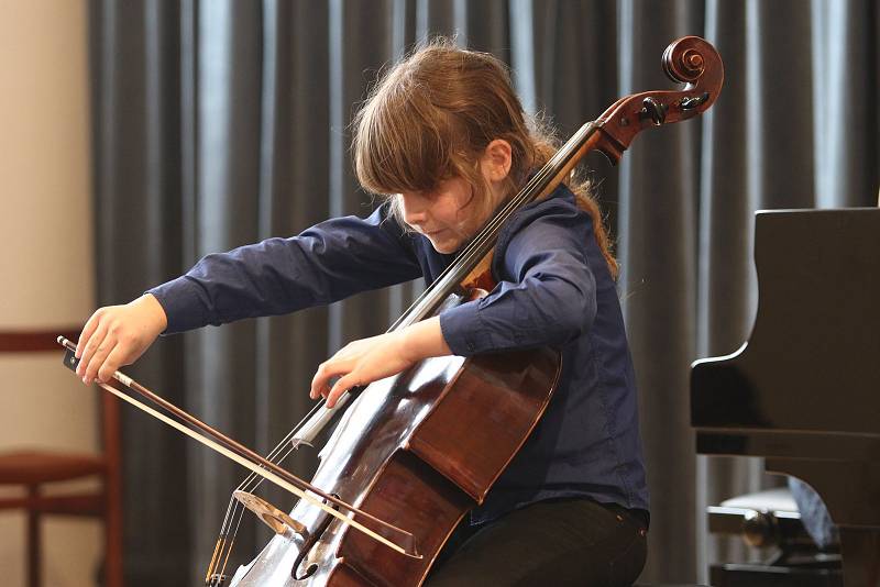 Vítězem Heranovy violoncellové soutěže je You Wu z Maďarska