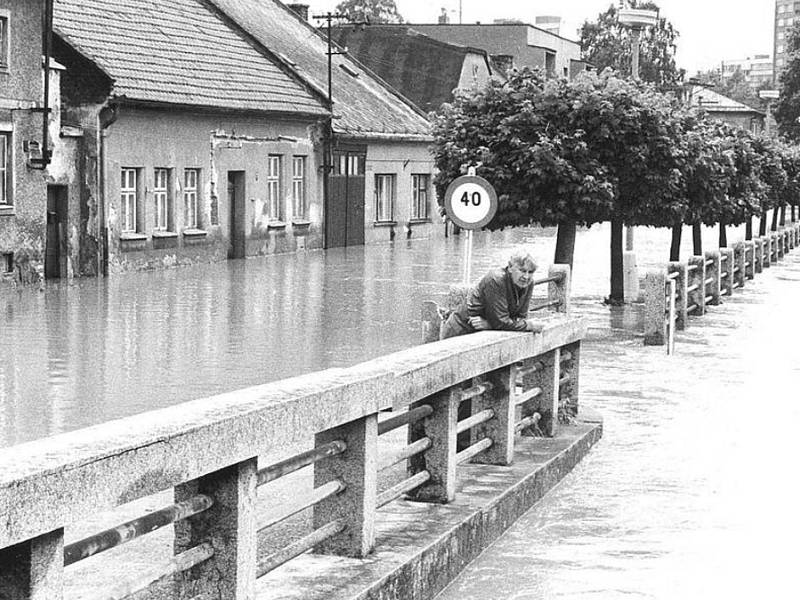 25 let poté. Velká voda začala budit obavy už 5. července.