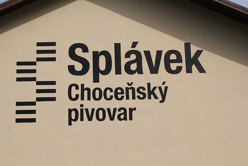 V pátek 16. července mohli lidé prvně ochutnat zlatý orosený mok a podívat se také do areálu staronového pivovaru.