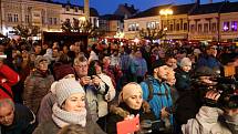 První adventní neděli 1. prosince byl na Mírovém náměstí v Ústí nad Orlicí zahájen tradiční Ústecký advent.