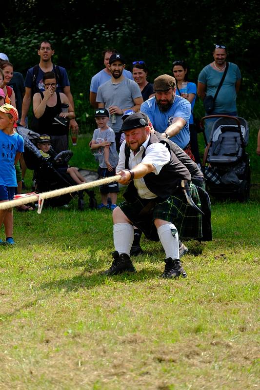 Highland games patří k nejstarším tradicím Skotska. Počátek her lze nalézt již v druhé polovině 11. století.