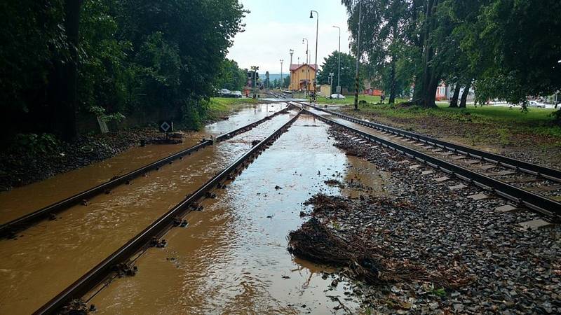 Přívalová vlna se valila ulicemi Lanškrouna