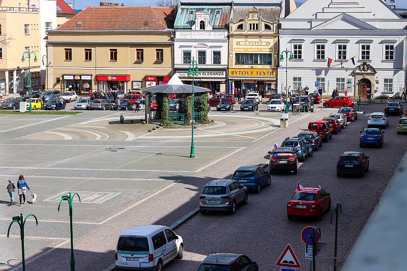 Spanilá jízda na vysokomýtském náměstí