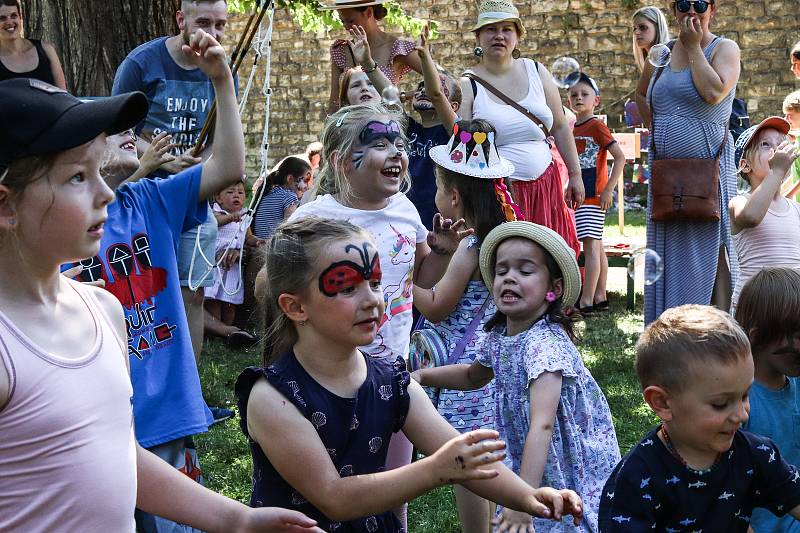 V sobotu se ve vysokomýtských Jungamnnových sadech konal rodinný festival.