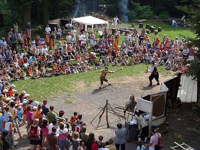 Už dva roky je veřejnosti přístupný Nový Zámek (místními zvaný Zámeček) mezi Rudolticemi a Lanškrounem.