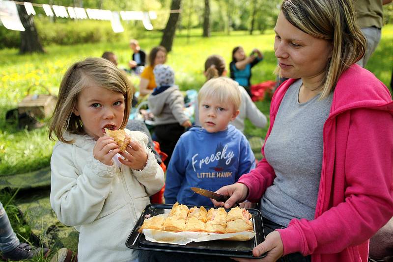 Ústí nad Orlicí se v sobotu přidalo k bezmála dvou stovkám míst, kde se uskutečnil piknik na podporu fairtradových a lokálních pěstitelů.