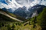 V délce téměř 500 metrů mohou pěší a turisté přejít po chodníku přes údolí destinace Zermatt - Matterhorn.