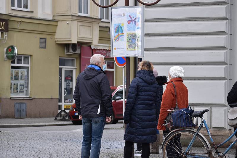 Obyvatelé Chocně dnes uctili památku obětí holocaustu