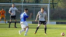 Fotbalisté Ústí nad Orlicí porazili v pátečním utkání ČFL Domažlice 3:0.