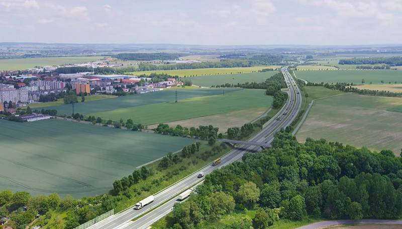 Vizualizace plánovaného úseku dálnic D35 mezi Vysokým Mýtem a Džbánovem.